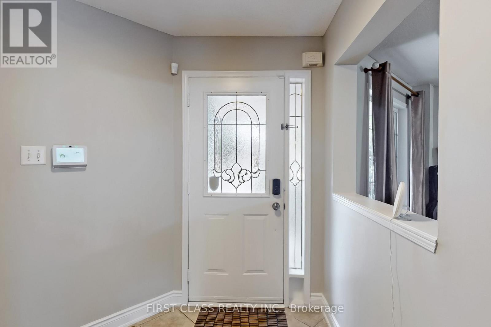 73 Porchlight Road, Brampton, Ontario  L6X 4S1 - Photo 3 - W12214771