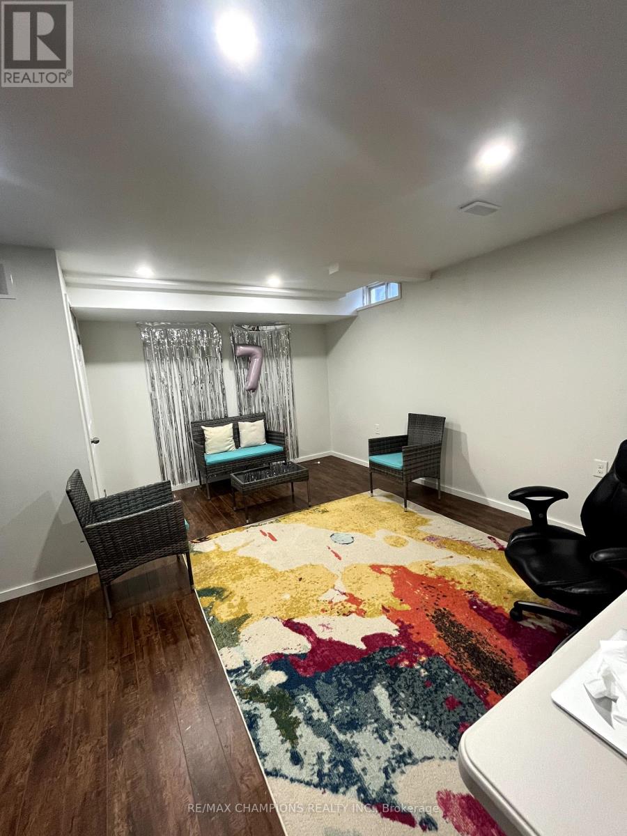 5272 Palmetto Place, Mississauga, Ontario  L5M 0C7 - Photo 24 - W12214774