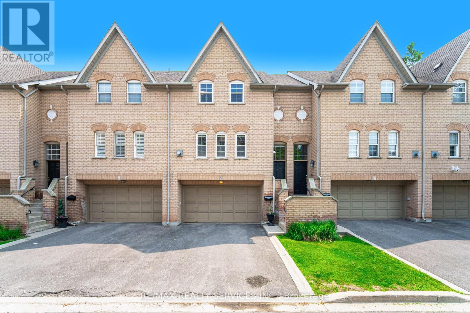 5 - 8305 Mclaughlin Road S, Brampton, Ontario  L6Y 5G3 - Photo 1 - W12214775