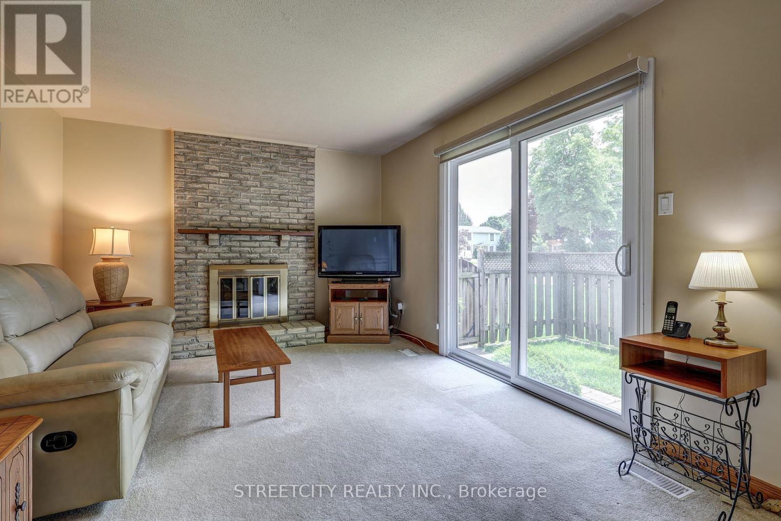 981 Farnham Court, London South, Ontario  N6K 1R5 - Photo 28 - X12211863