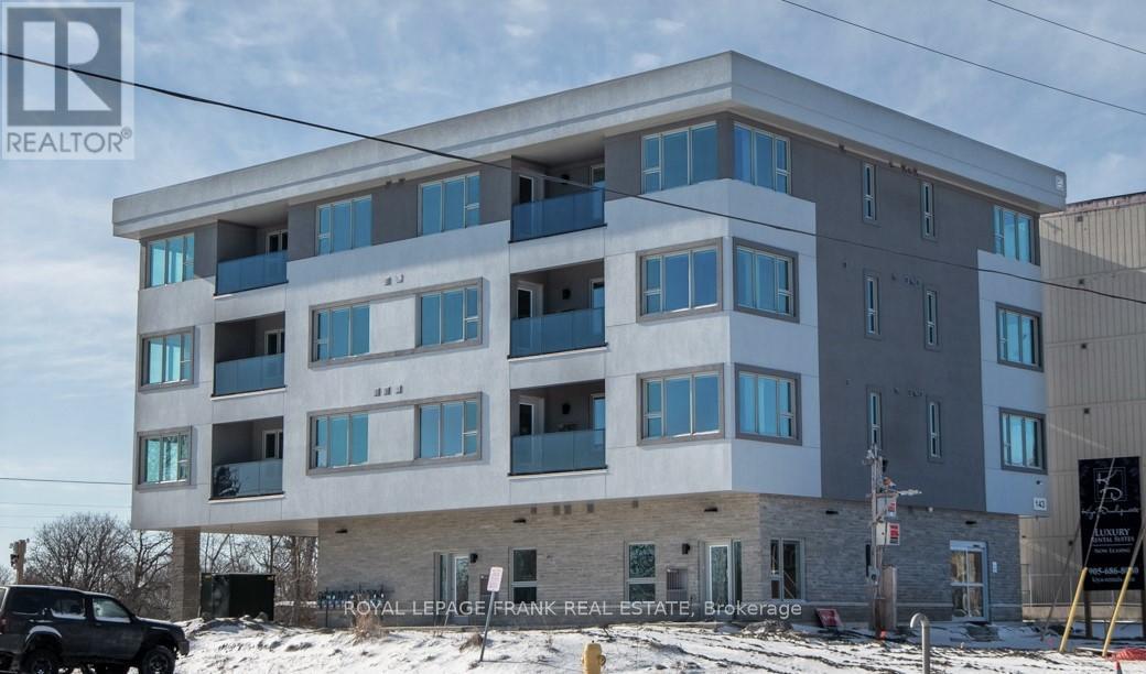 143 Bloor Street W, Oshawa, Ontario  L1J 1P5 - Photo 2 - E12214820