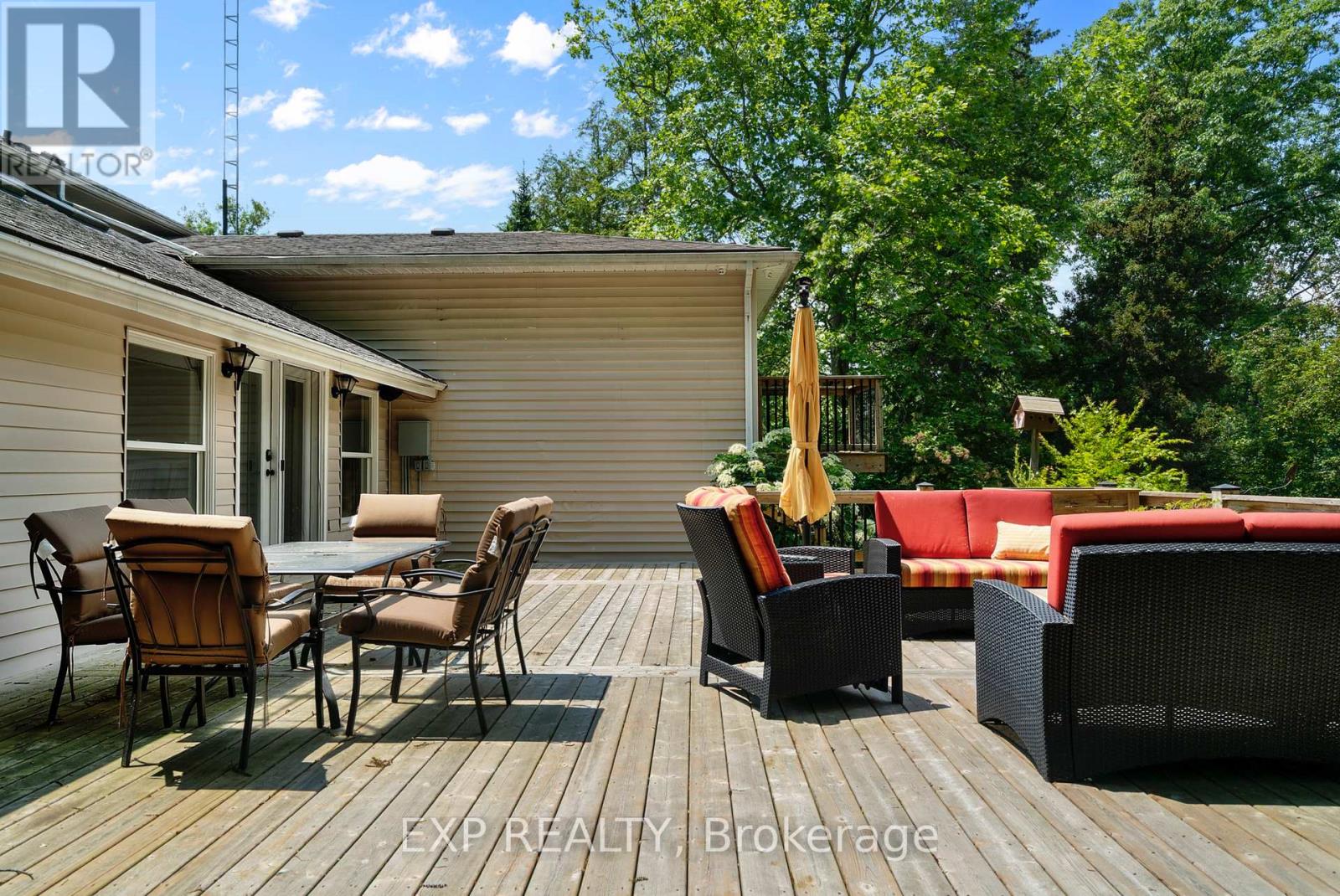 6147 Stamford Townline Road, Niagara-On-The-Lake (St. Davids), Ontario  L0S 1P0 - Photo 37 - X12120169