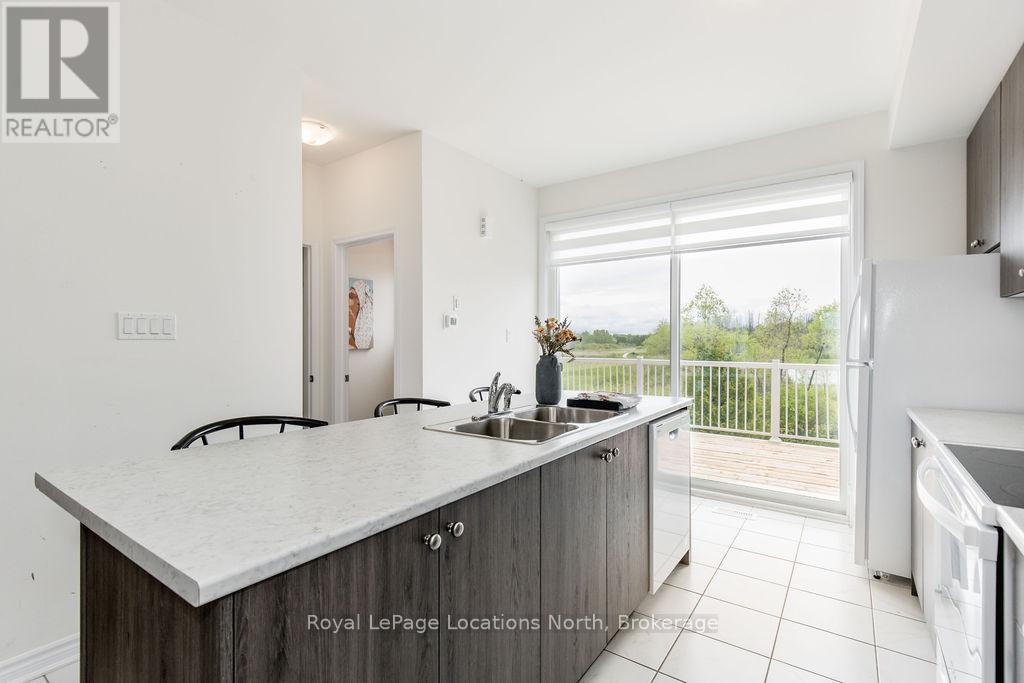 17 Sama Way, Wasaga Beach, Ontario  L9Z 0K3 - Photo 12 - S12200447