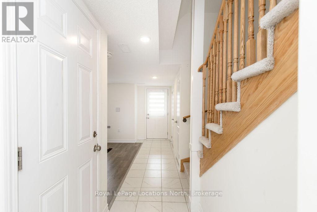 17 Sama Way, Wasaga Beach, Ontario  L9Z 0K3 - Photo 23 - S12200447