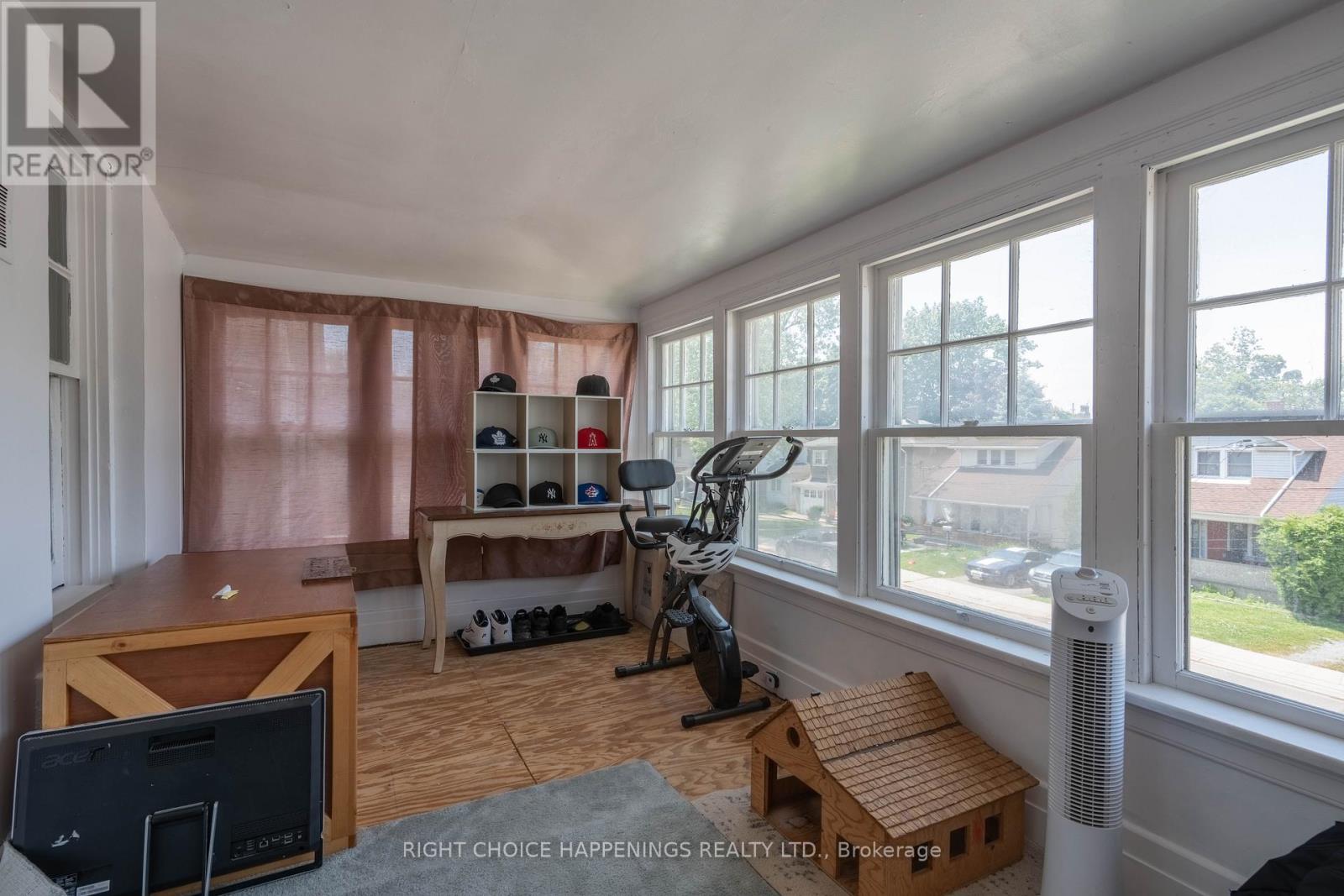 28 Margery Road, Welland, Ontario  L3B 2P6 - Photo 16 - X12214835