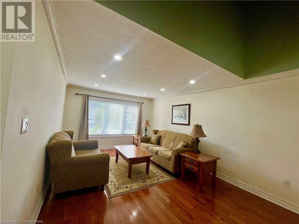 Property at 47 GAYDON Way image 5