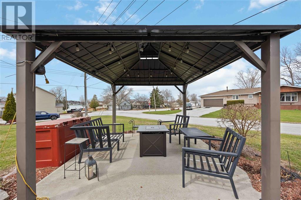 1220 Pulteney Street, Moore Township, Ontario  N0N 1M0 - Photo 30 - 25014849