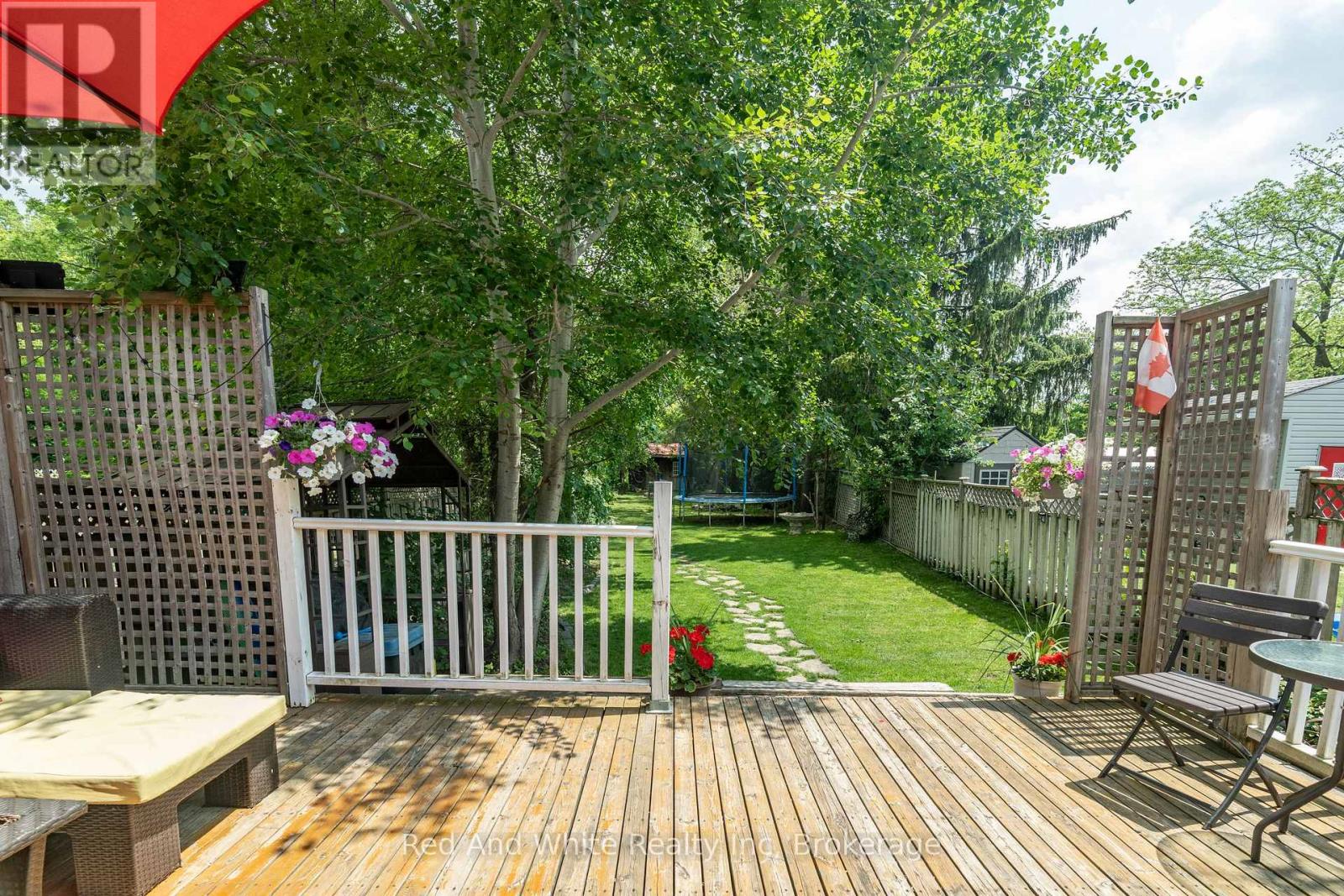 611 Laurel Street, Cambridge, Ontario  N3H 3Z1 - Photo 32 - X12214826