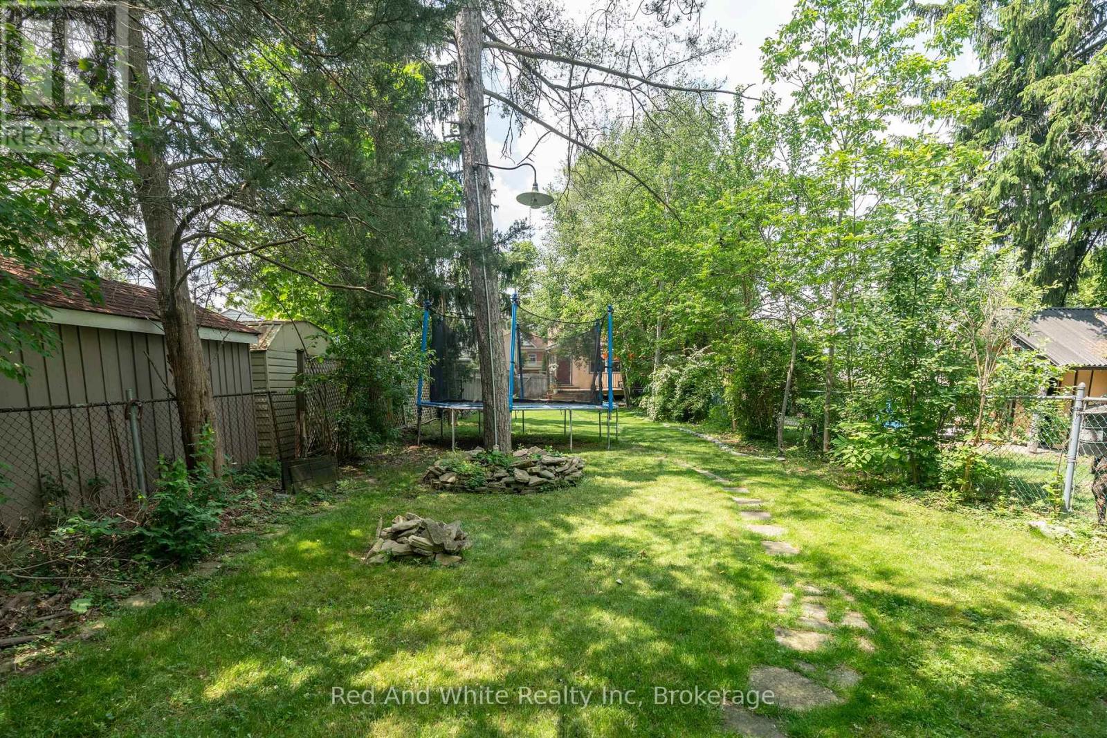 611 Laurel Street, Cambridge, Ontario  N3H 3Z1 - Photo 36 - X12214826