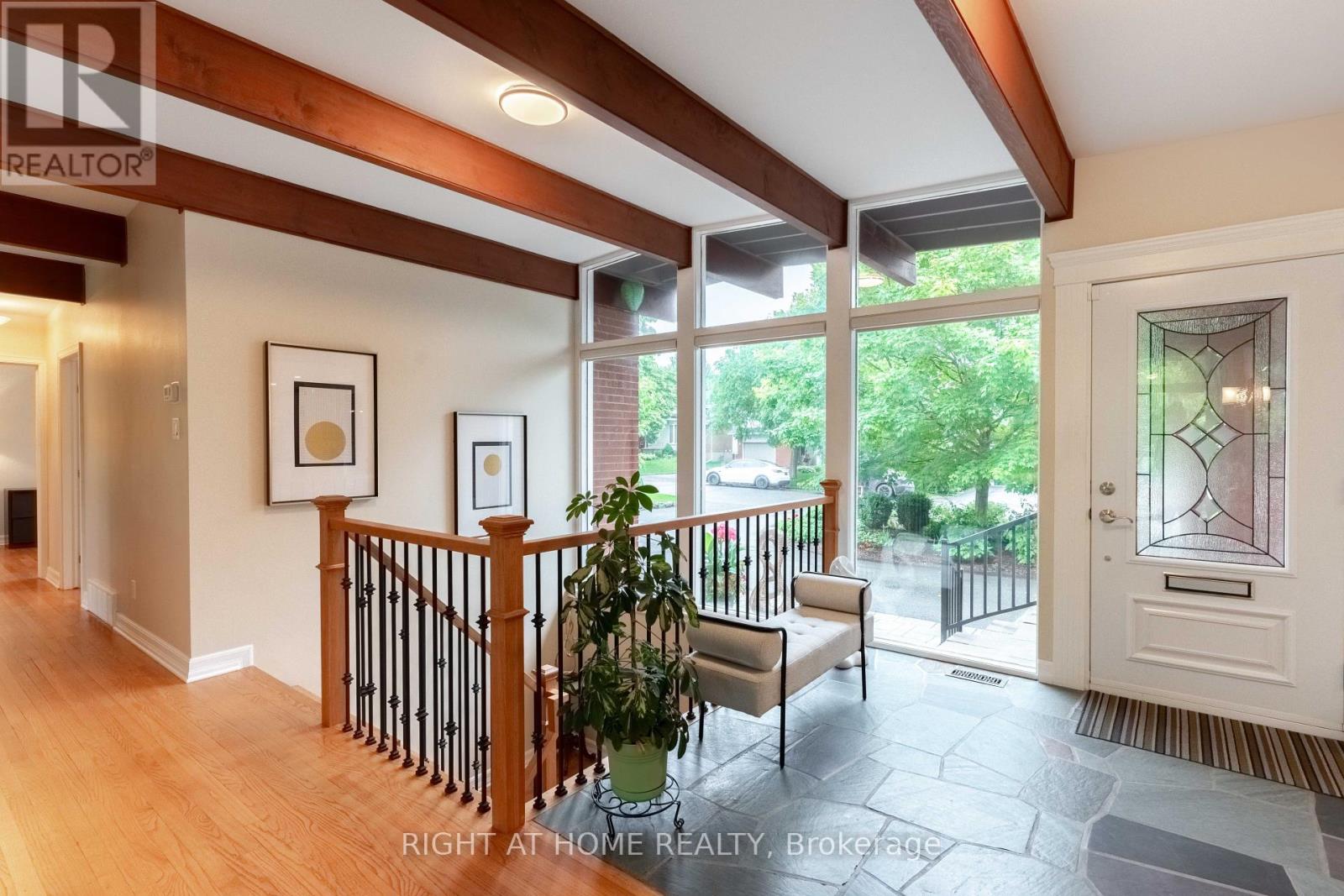 1054 Castle Hill Crescent, Ottawa, Ontario  K2C 2A8 - Photo 3 - X12214813