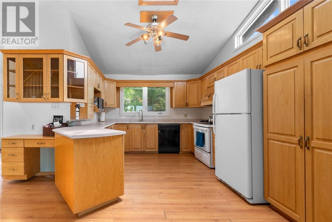Property at 1292 Lakewood Drive image 5