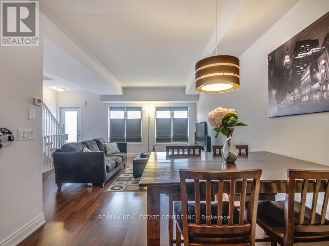 208 - 5 Richgrove Drive E, Toronto, Ontario  M9R 0A3 - Photo 5 - W12214832