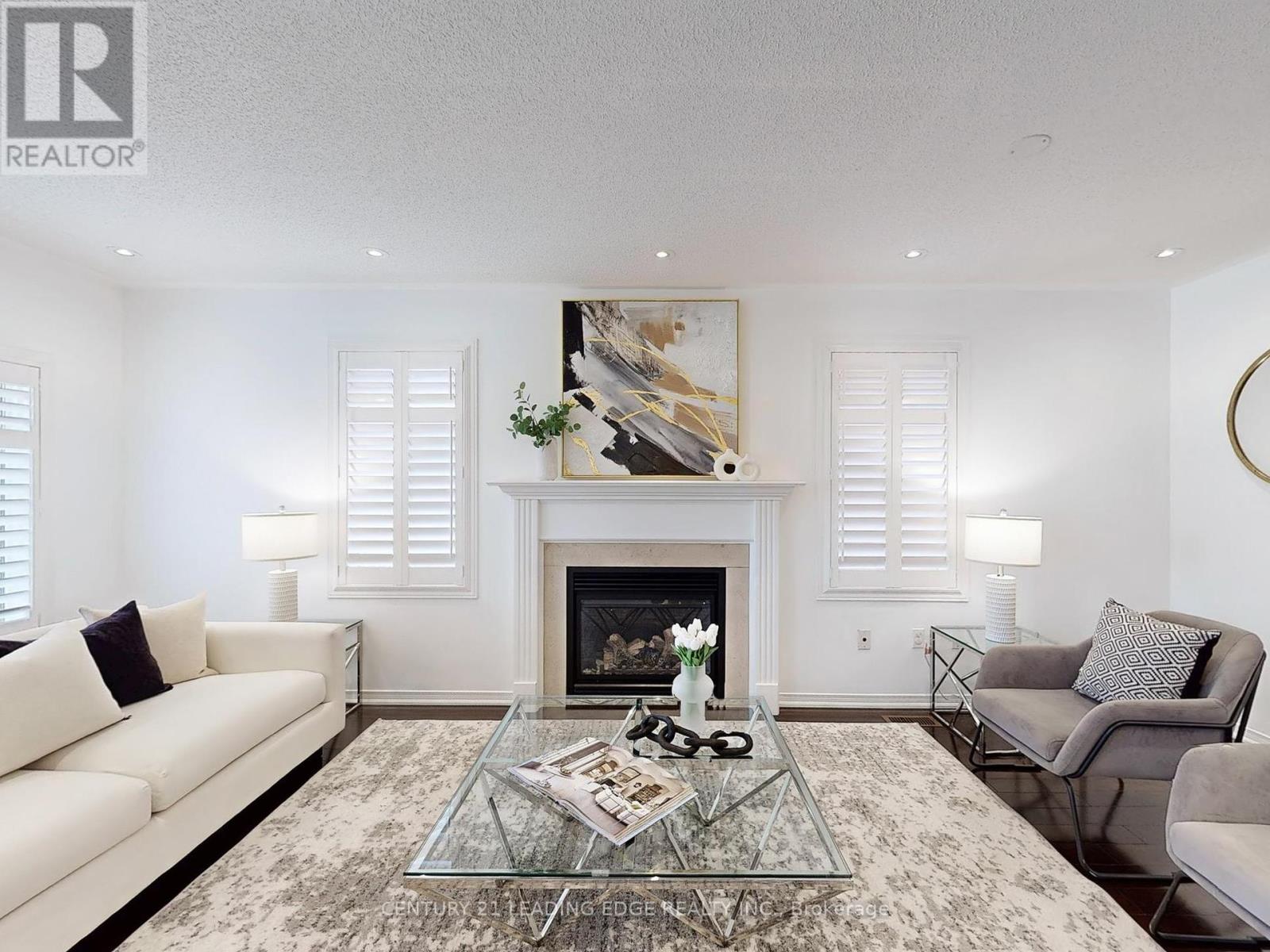 466 Savoline Boulevard, Milton (Sc Scott), Ontario  L9T 7X3 - Photo 7 - W12212194