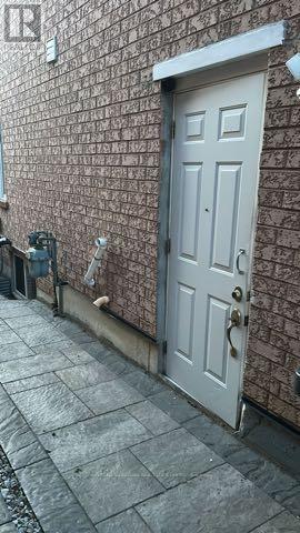 1123 Foxglove Place, Mississauga (East Credit), Ontario  L5V 2N4 - Photo 4 - W12212580