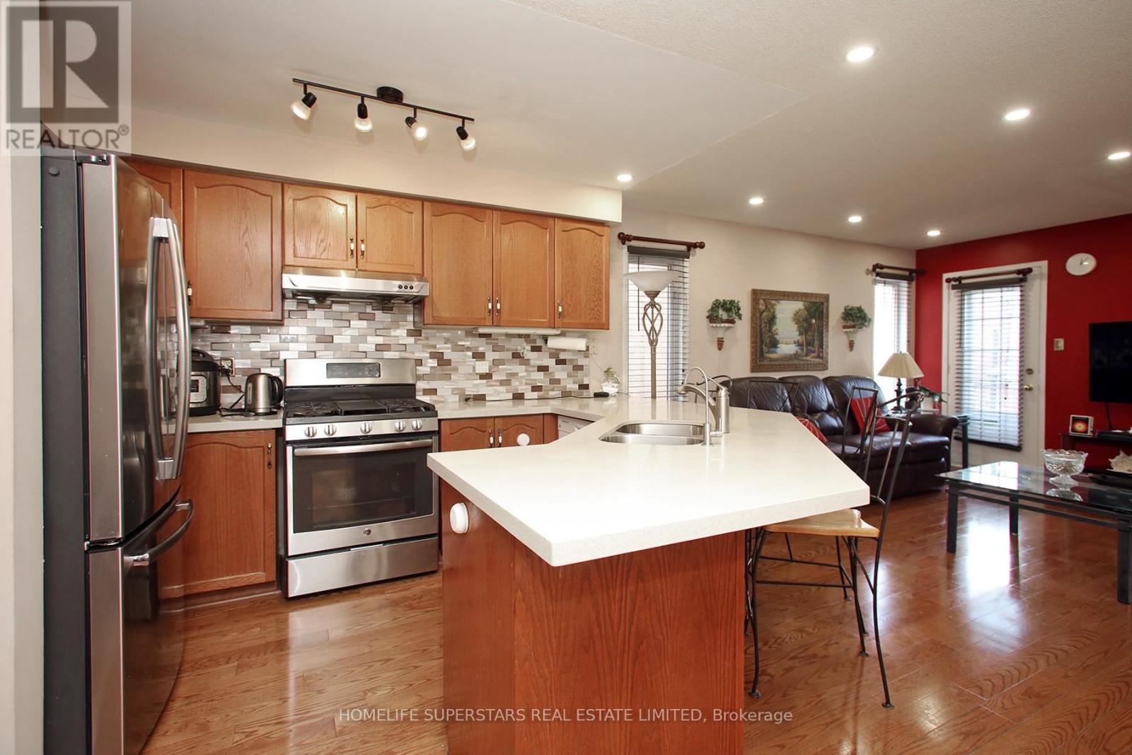 1123 Foxglove Place, Mississauga (East Credit), Ontario  L5V 2N4 - Photo 9 - W12212580