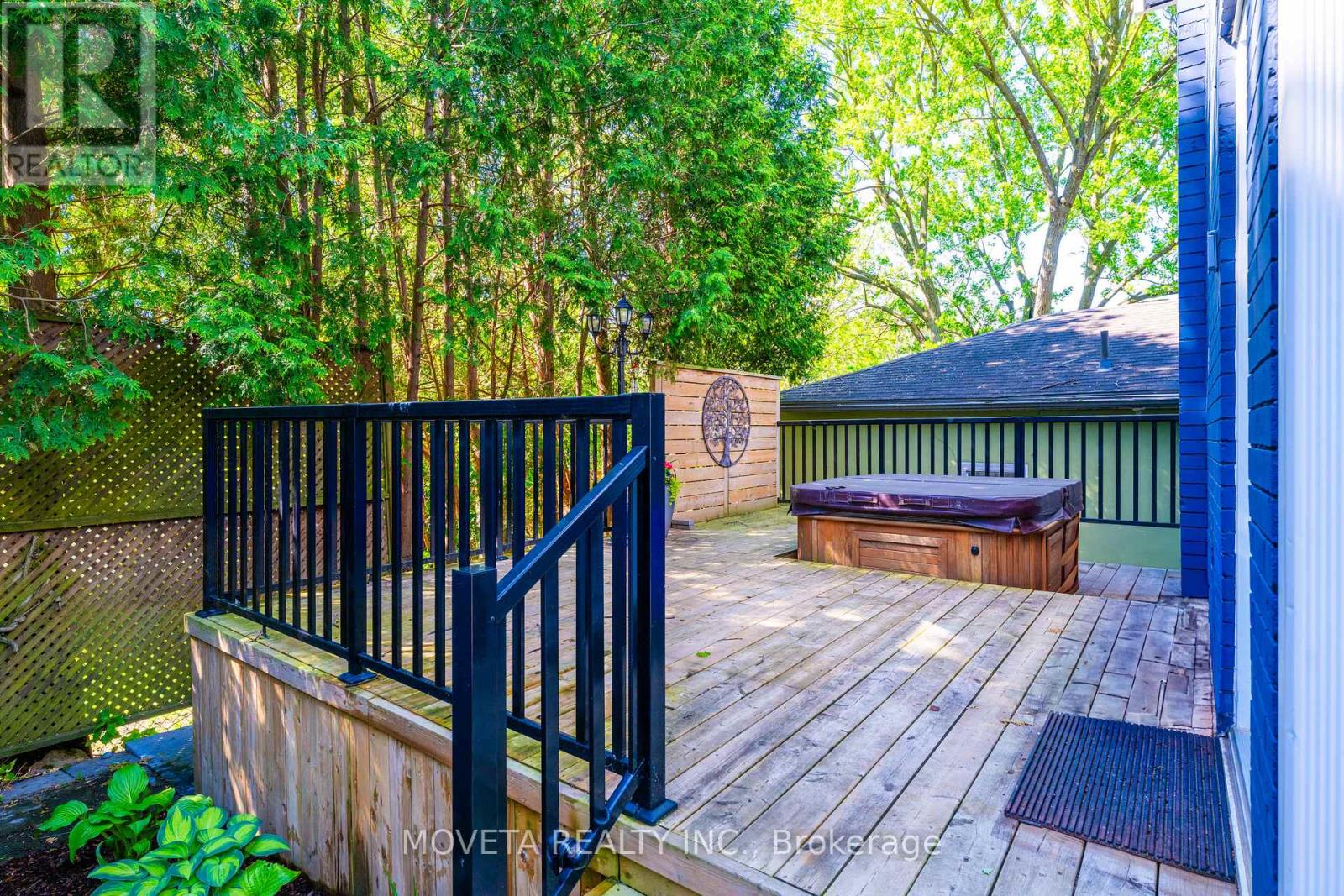 8 Durham Street, Guelph, Ontario  N1H 2Y2 - Photo 2 - X12214823