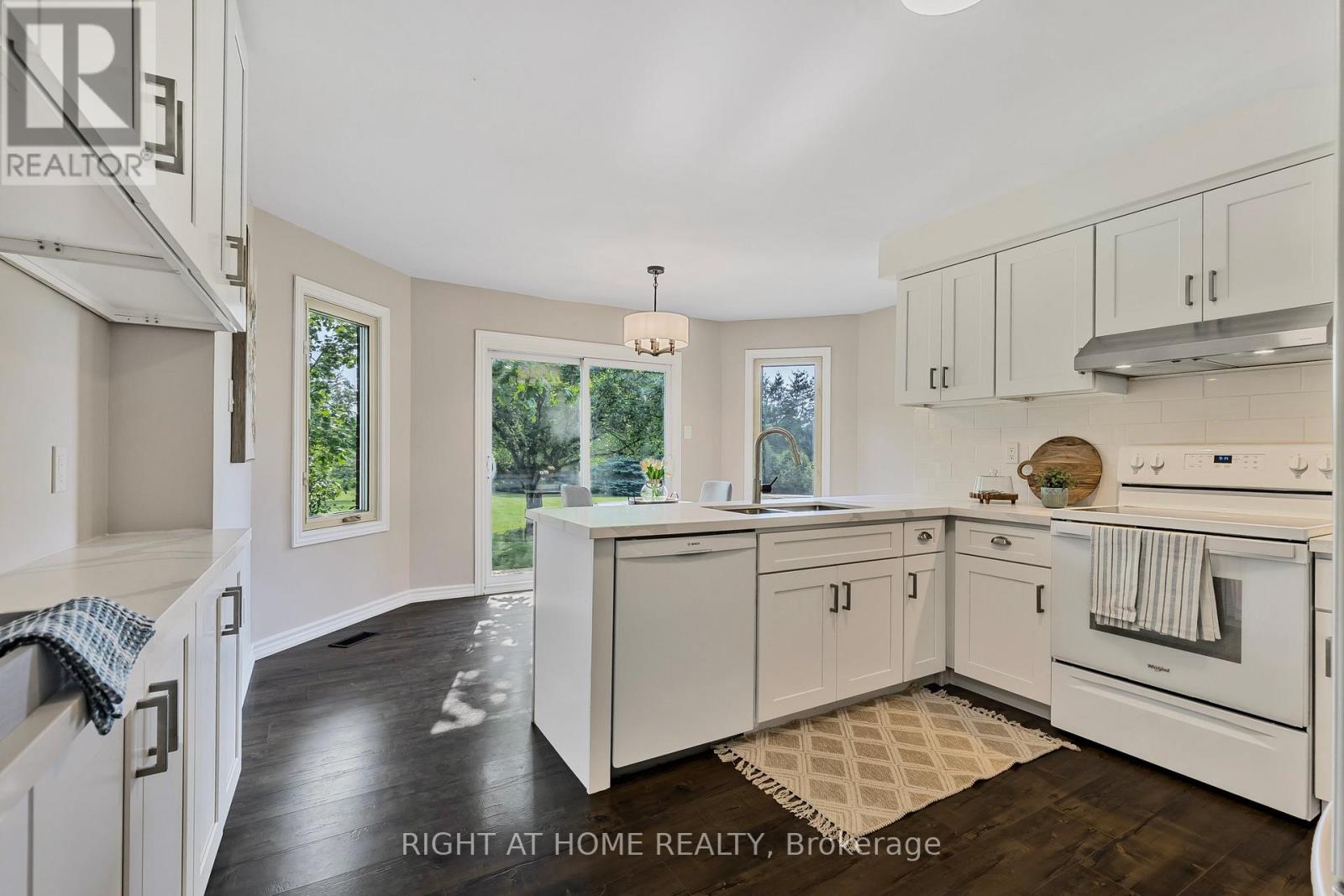 5 Madill Drive, Mono, Ontario  L9W 6G3 - Photo 12 - X12214839