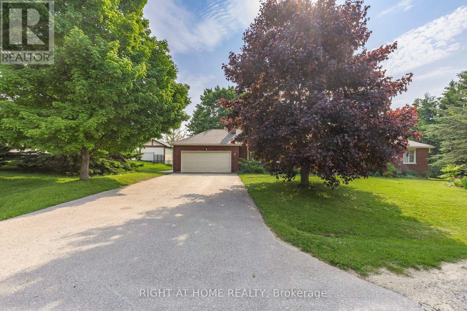 5 Madill Drive, Mono, Ontario  L9W 6G3 - Photo 3 - X12214839