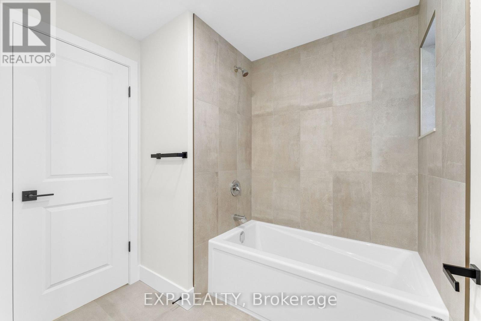 643 Hanlon Road, Guelph, Ontario  N1G 2S4 - Photo 21 - X12214844