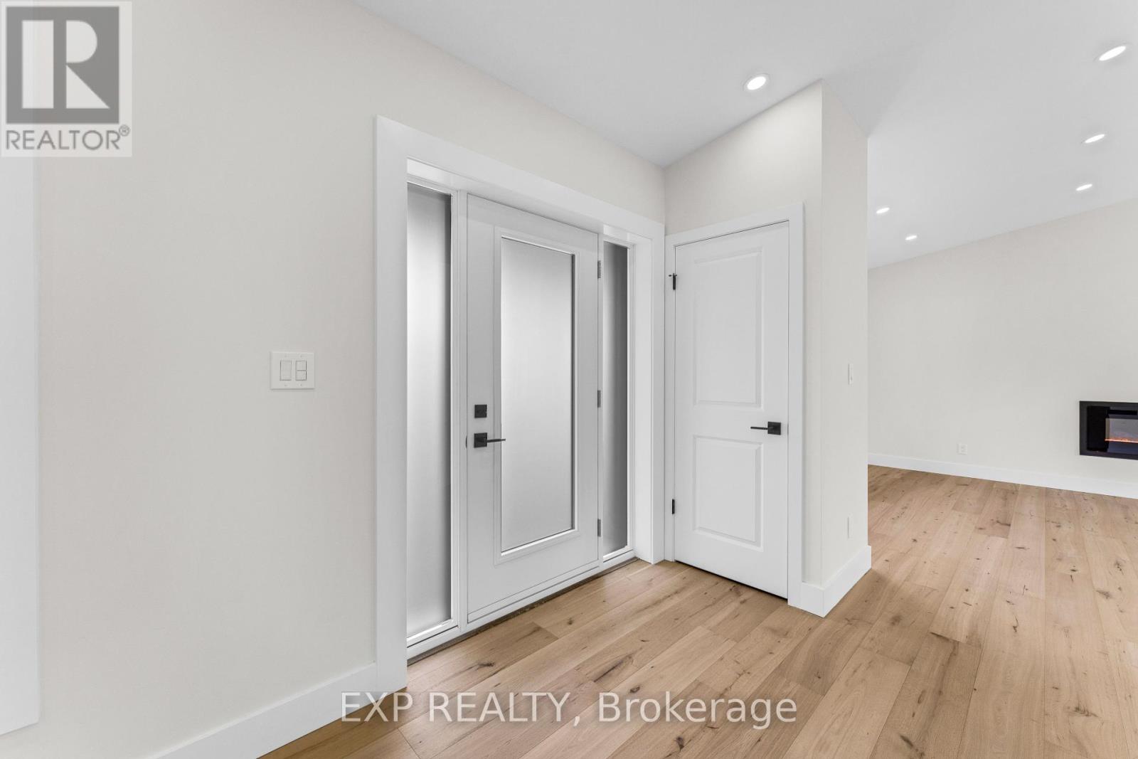 643 Hanlon Road, Guelph, Ontario  N1G 2S4 - Photo 10 - X12214845