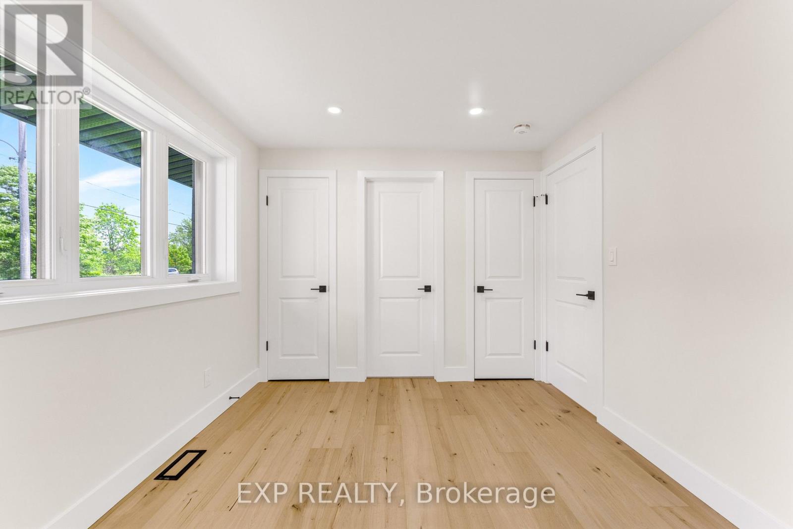 643 Hanlon Road, Guelph, Ontario  N1G 2S4 - Photo 19 - X12214845