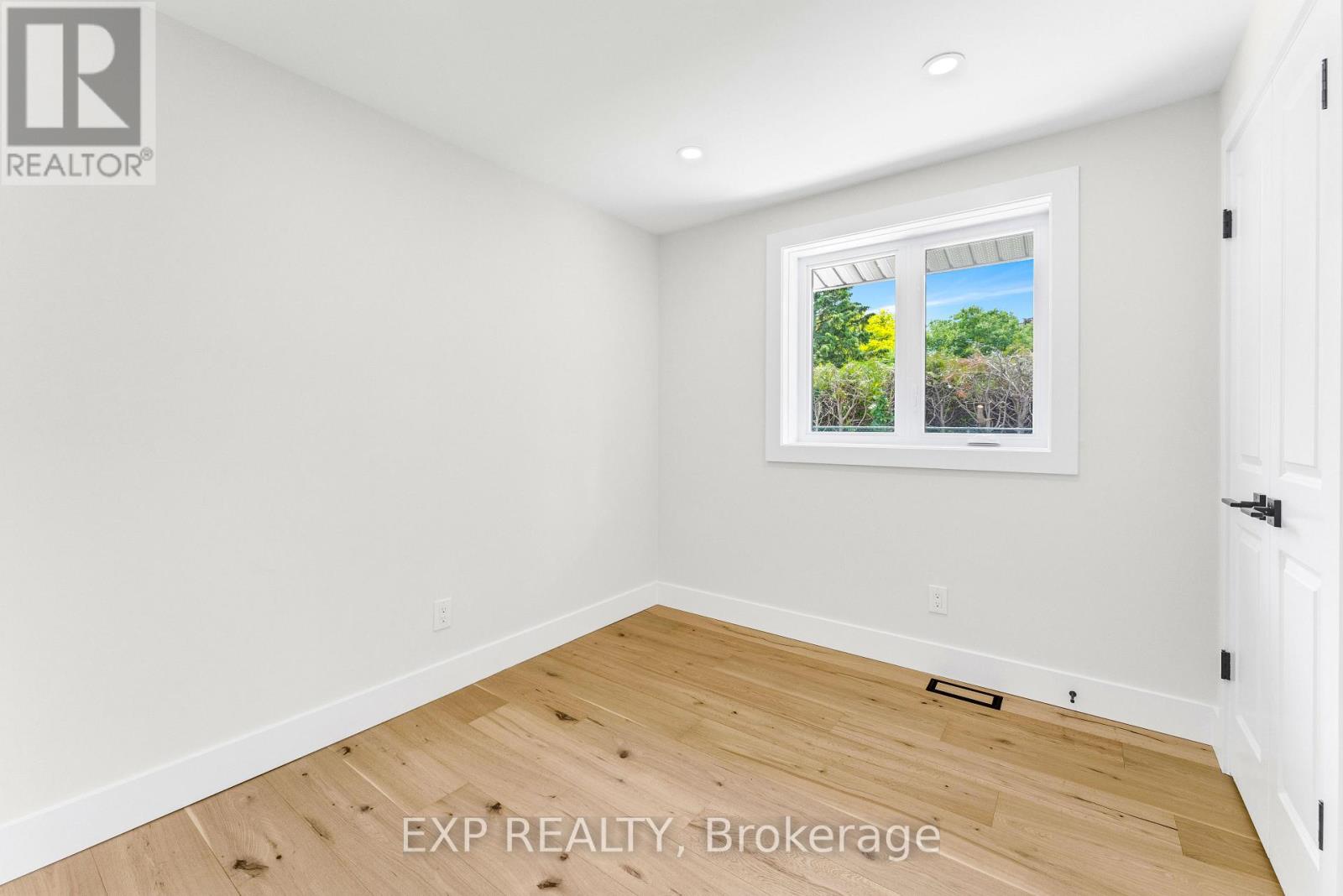 643 Hanlon Road, Guelph, Ontario  N1G 2S4 - Photo 24 - X12214845
