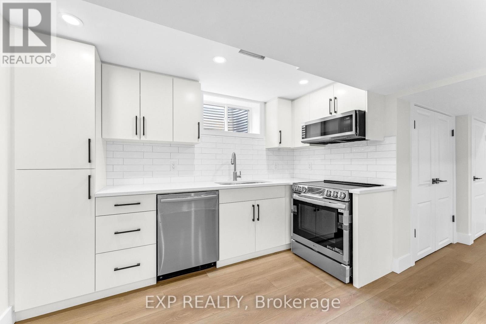643 Hanlon Road, Guelph, Ontario  N1G 2S4 - Photo 28 - X12214845