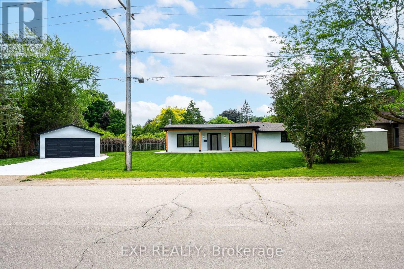 643 Hanlon Road, Guelph, Ontario  N1G 2S4 - Photo 3 - X12214845