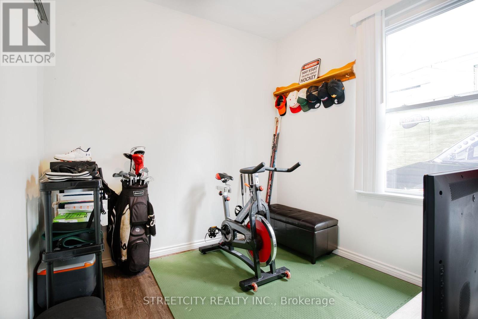 Photo 19 of 32 for 11 Pegler Street