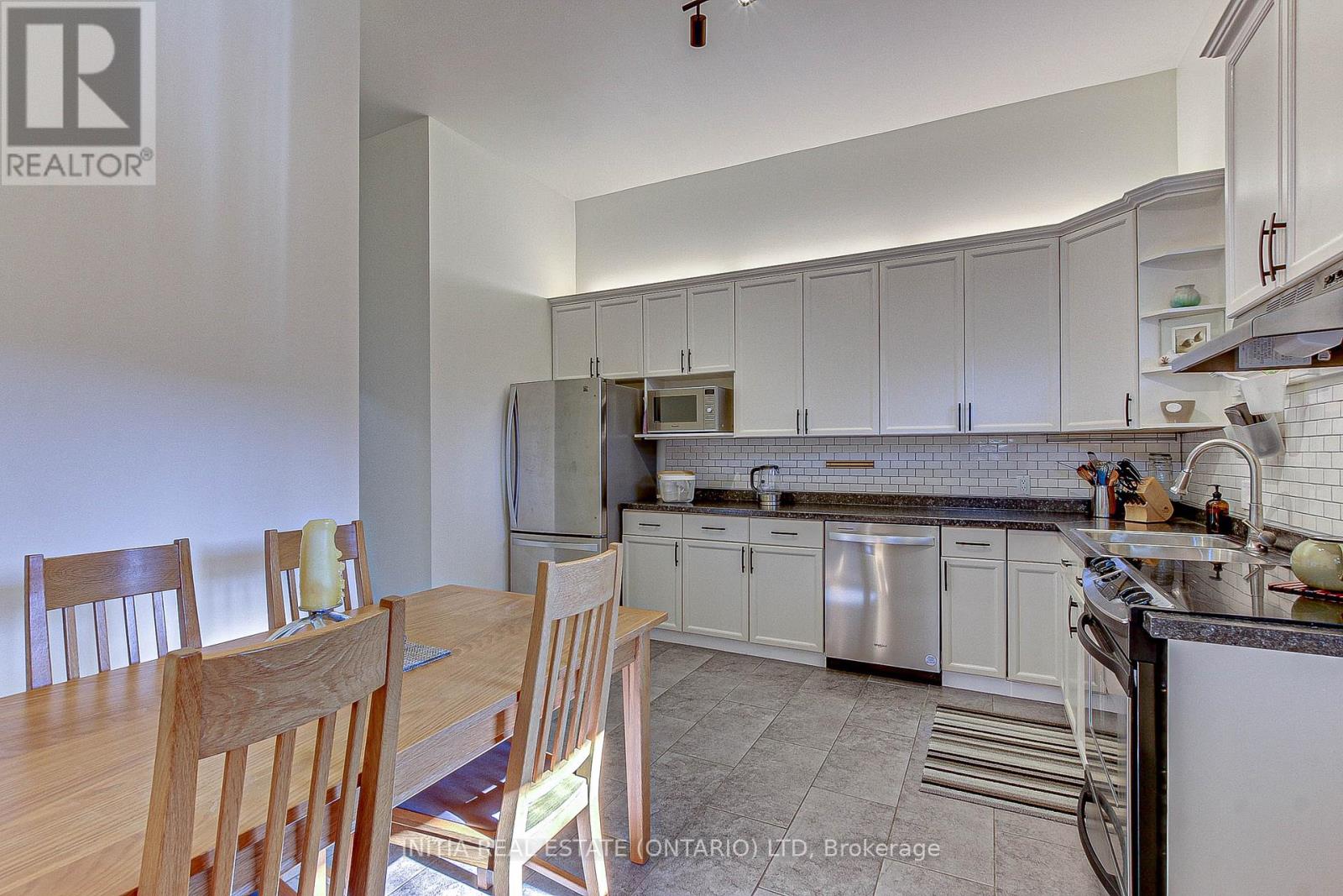 30 Cartwright Street, London East (East F), Ontario  N6B 2W4 - Photo 19 - X12214870