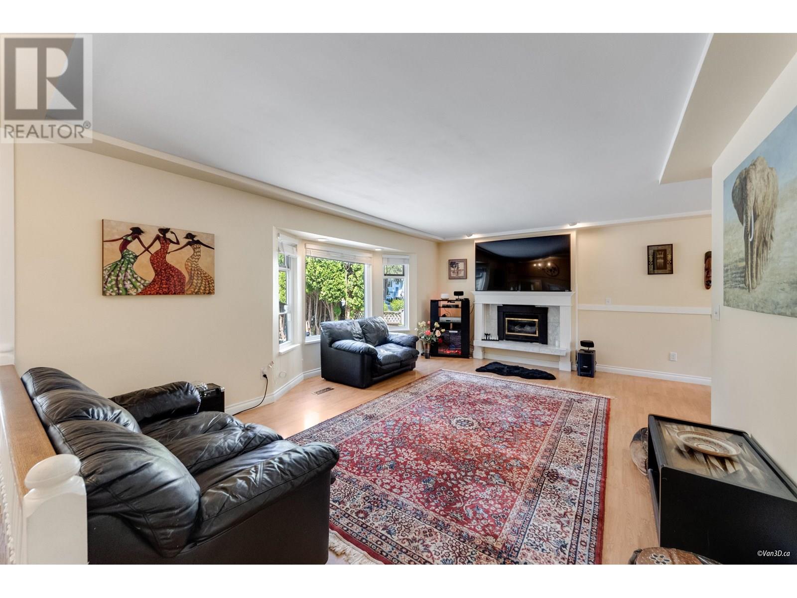 1068 Spruce Avenue, Port Coquitlam, British Columbia  V3B 4X6 - Photo 5 - R3012820
