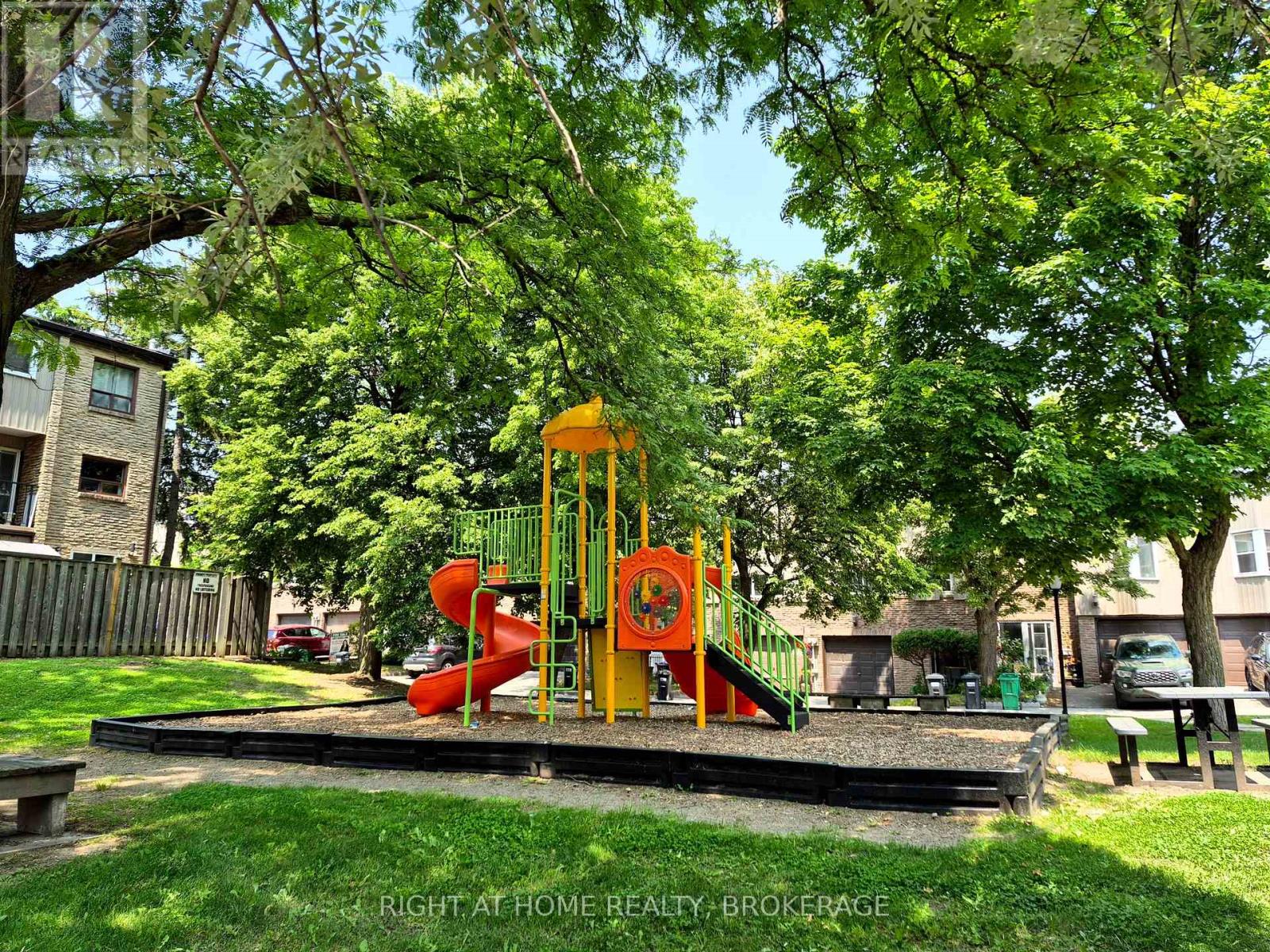 100 - 400 Bloor Street, Mississauga, Ontario  L5A 3M8 - Photo 34 - W12181634
