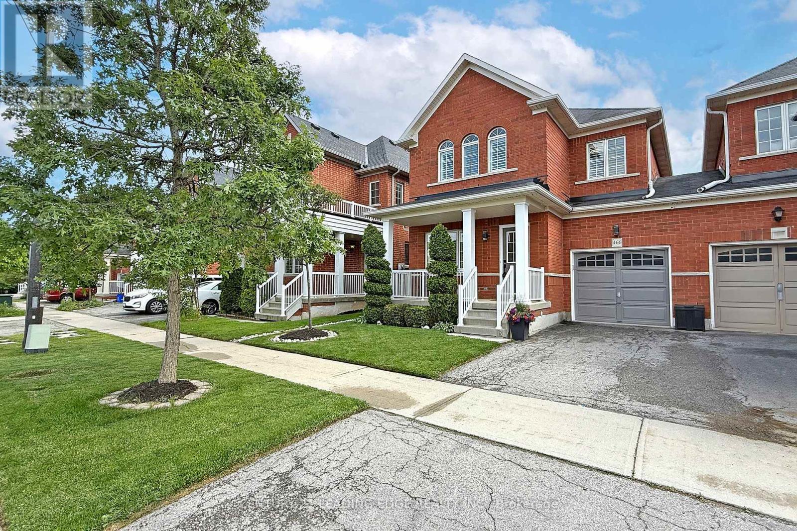 466 Savoline Boulevard, Milton (Sc Scott), Ontario  L9T 7X3 - Photo 2 - W12212194