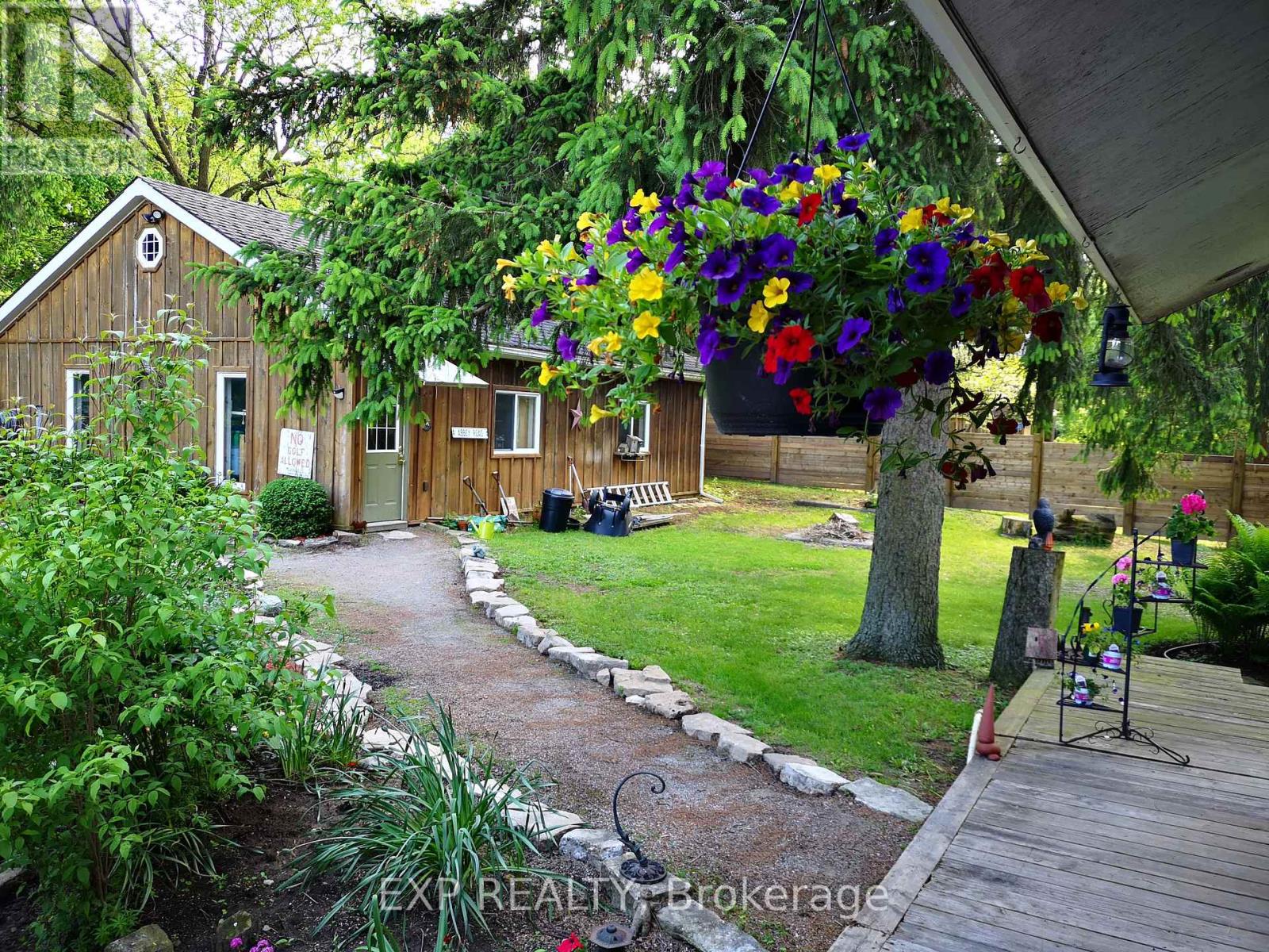 34 Field Road, Hamilton, Ontario  L0R 1R0 - Photo 32 - X12197544