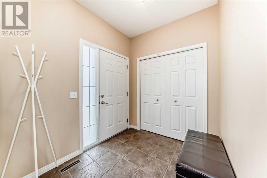 Property at 101 Rockbluff Place NW image 2