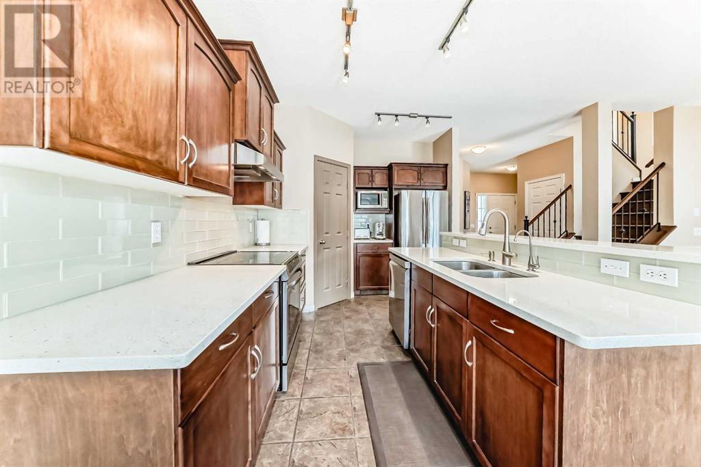 Property at 101 Rockbluff Place NW image 5