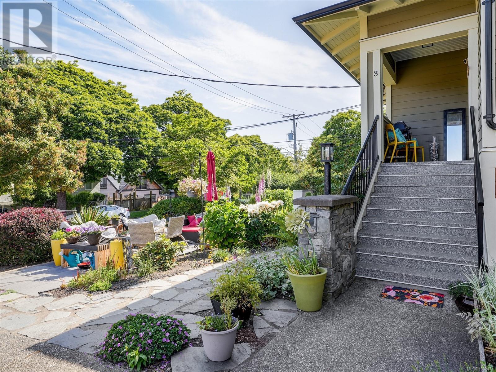 3 9 Moss St, Victoria, British Columbia  V8V 4L7 - Photo 26 - 1002471