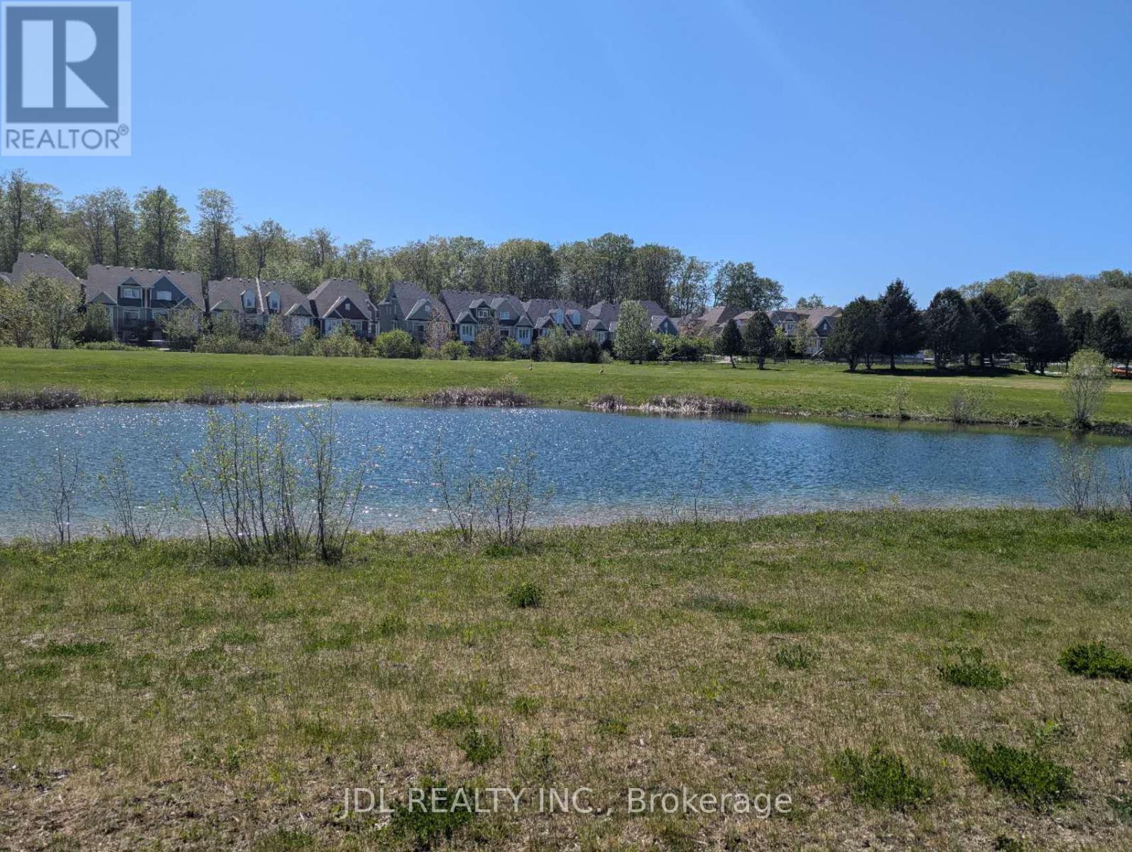40 VILLAGE GATE DRIVE, Wasaga Beach, Ontario