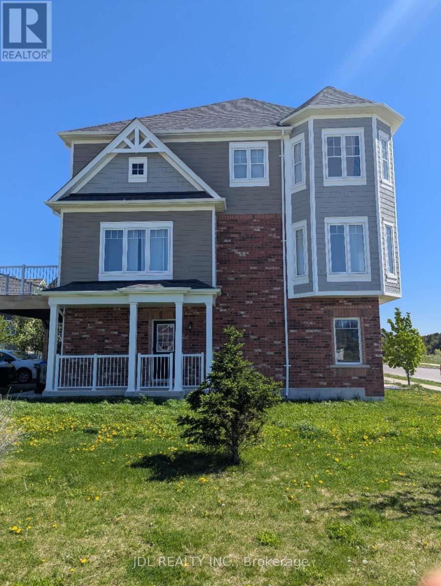 40 Village Gate Drive, Wasaga Beach, Ontario  L9Z 0J7 - Photo 3 - S12214865