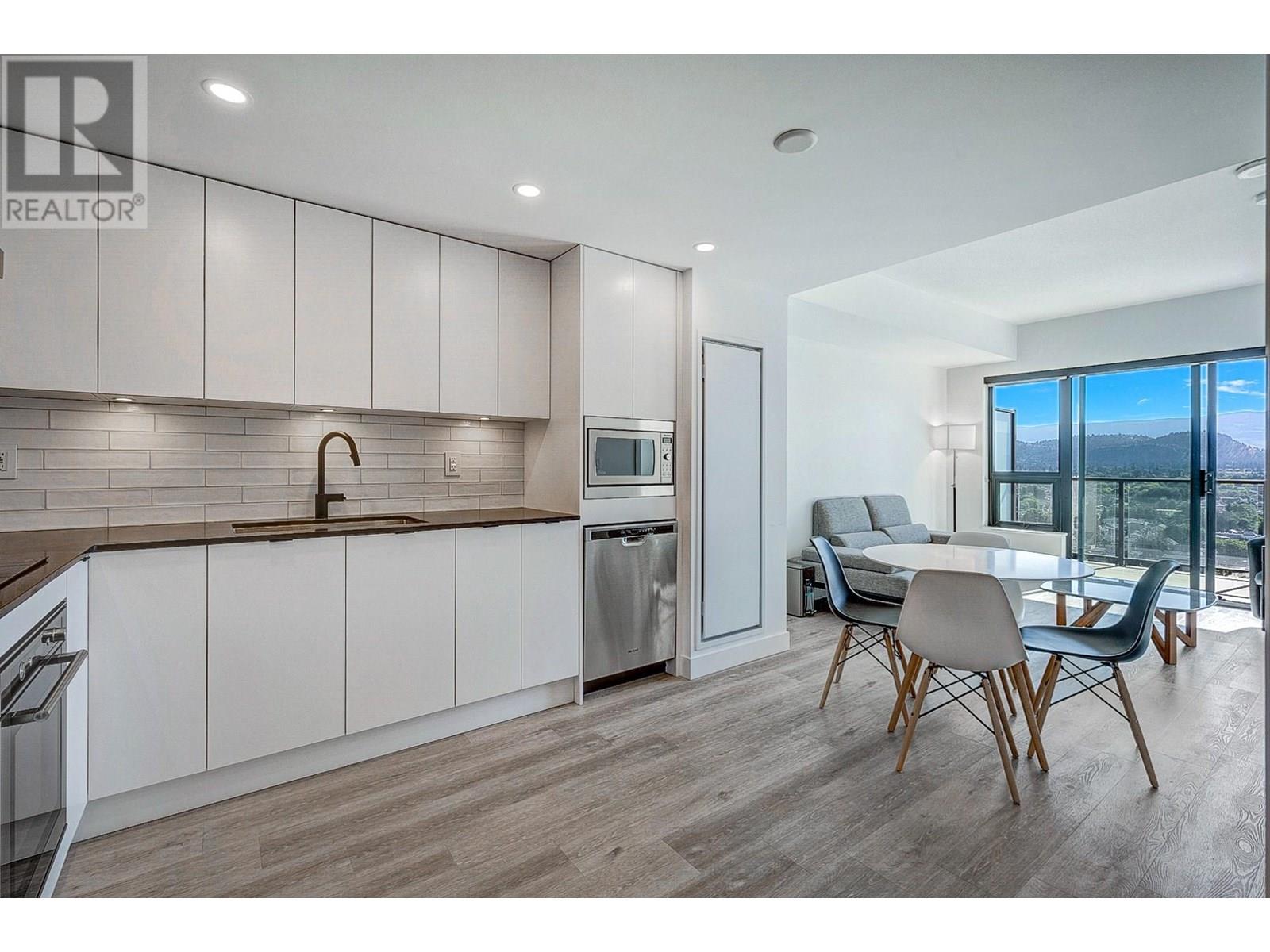 1471 St Paul Street 1701, Kelowna North, Kelowna  by McFadden Real Estate 1471 St Paul Street 1701, Kelowna North, Kelowna