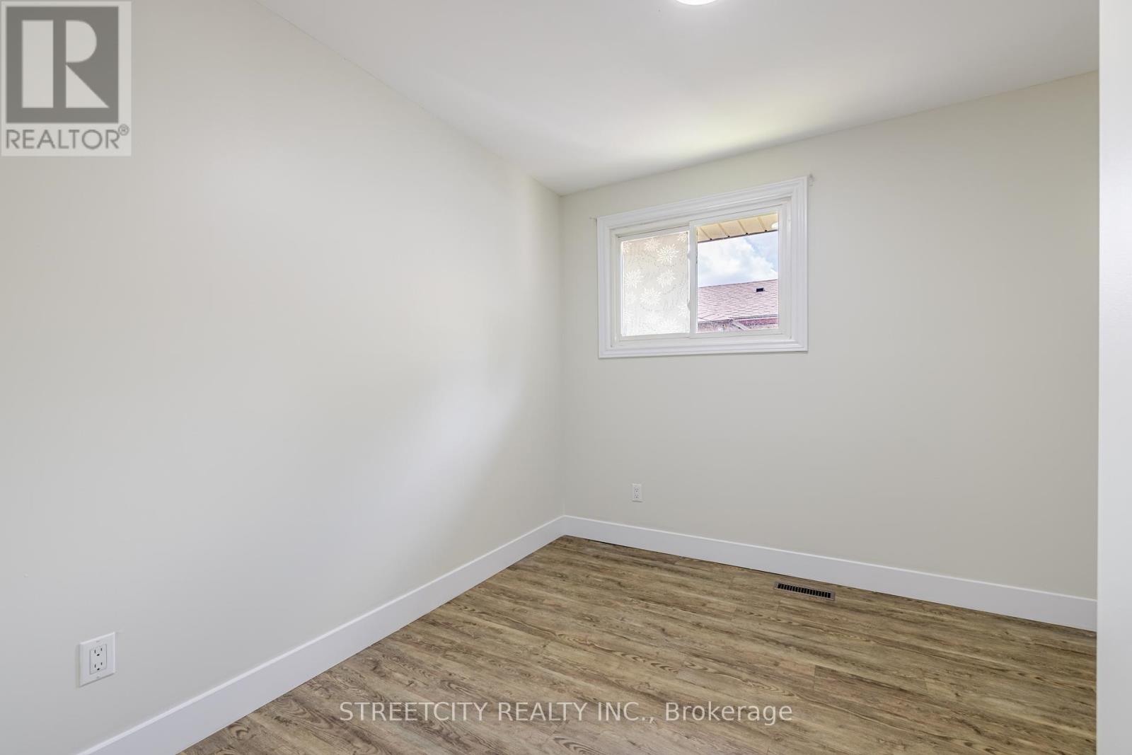 Photo 11 of 32 for 144 Lacey Crescent