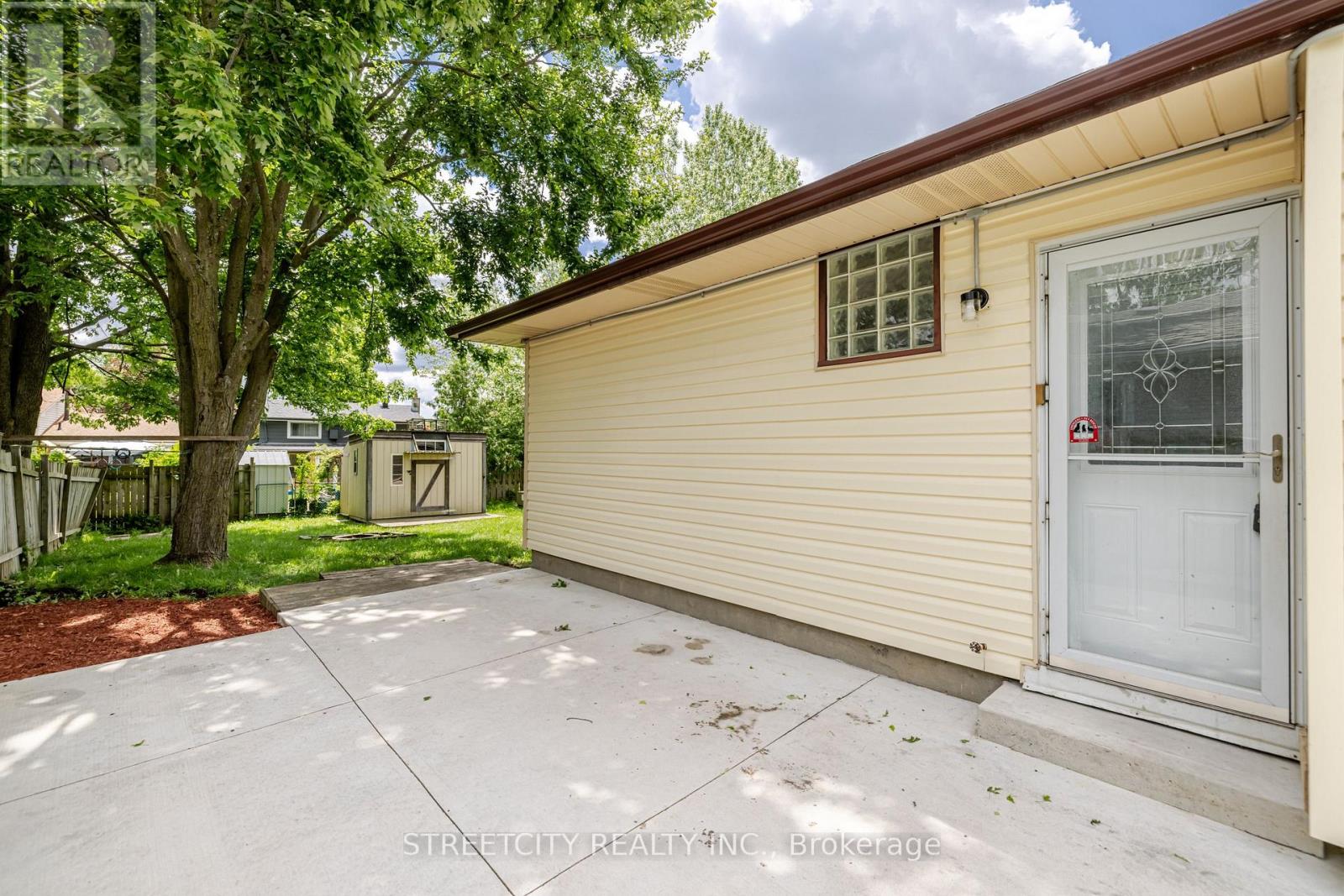 Photo 31 of 32 for 144 Lacey Crescent