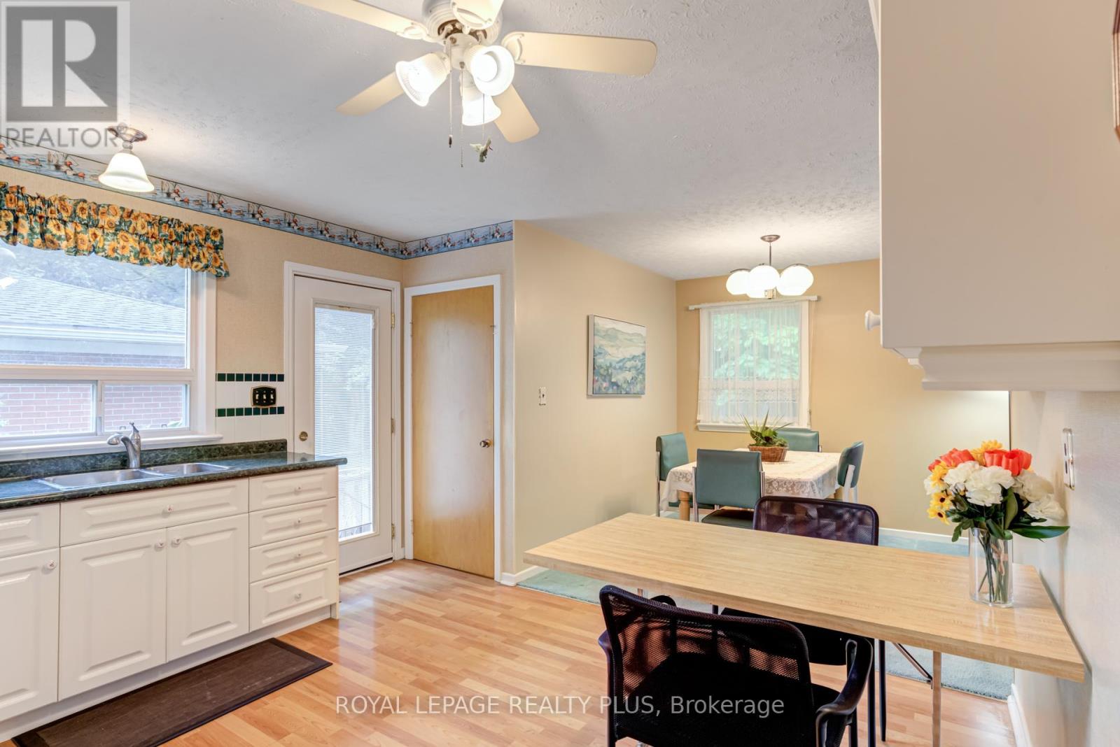 3 Gordon Drive, Brampton, Ontario  L6Y 2A6 - Photo 14 - W12214862