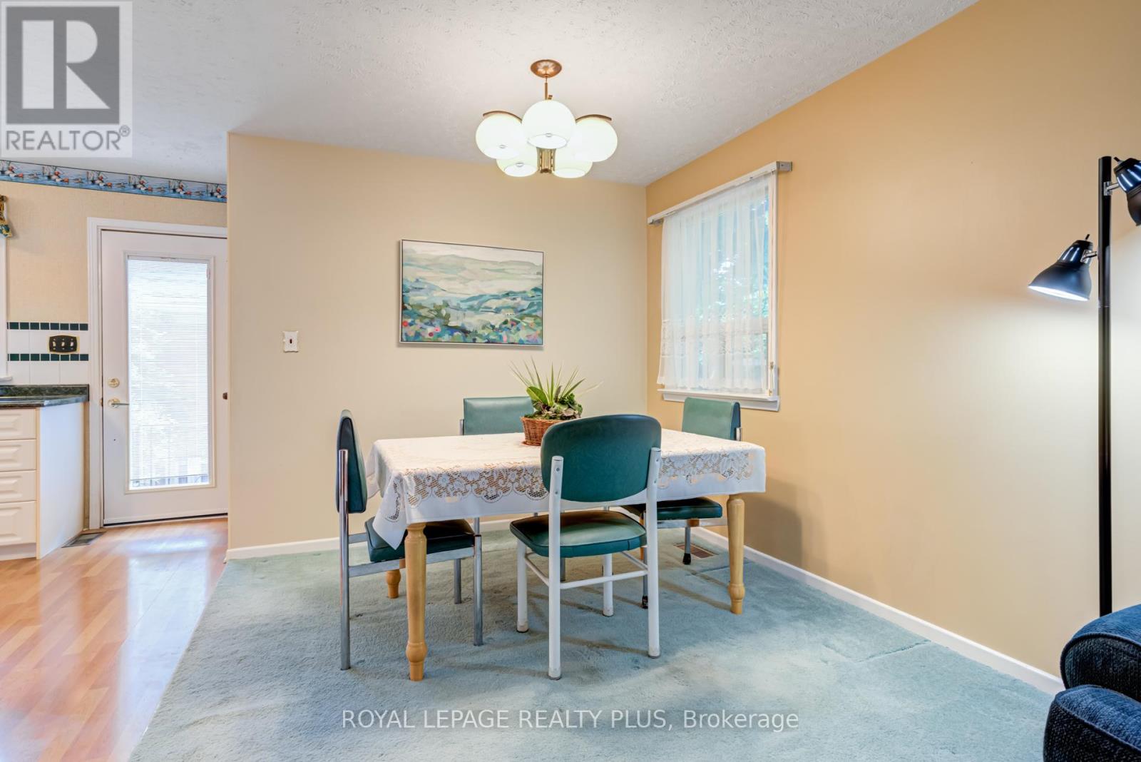 3 Gordon Drive, Brampton, Ontario  L6Y 2A6 - Photo 8 - W12214862