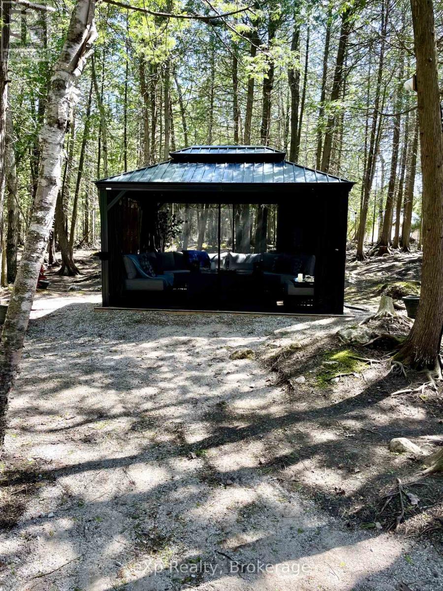 37 Hope Drive, Northern Bruce Peninsula, Ontario N0H 1Z0 - Photo 44 - X12150851