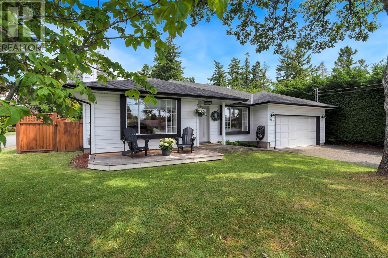 726 Miller Ave, Saanich, British Columbia