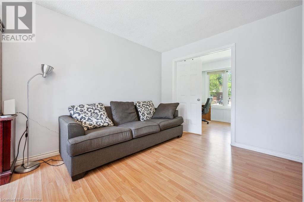 603 Mount Anne Drive, Waterloo, Ontario  N2L 4W6 - Photo 13 - 40739743