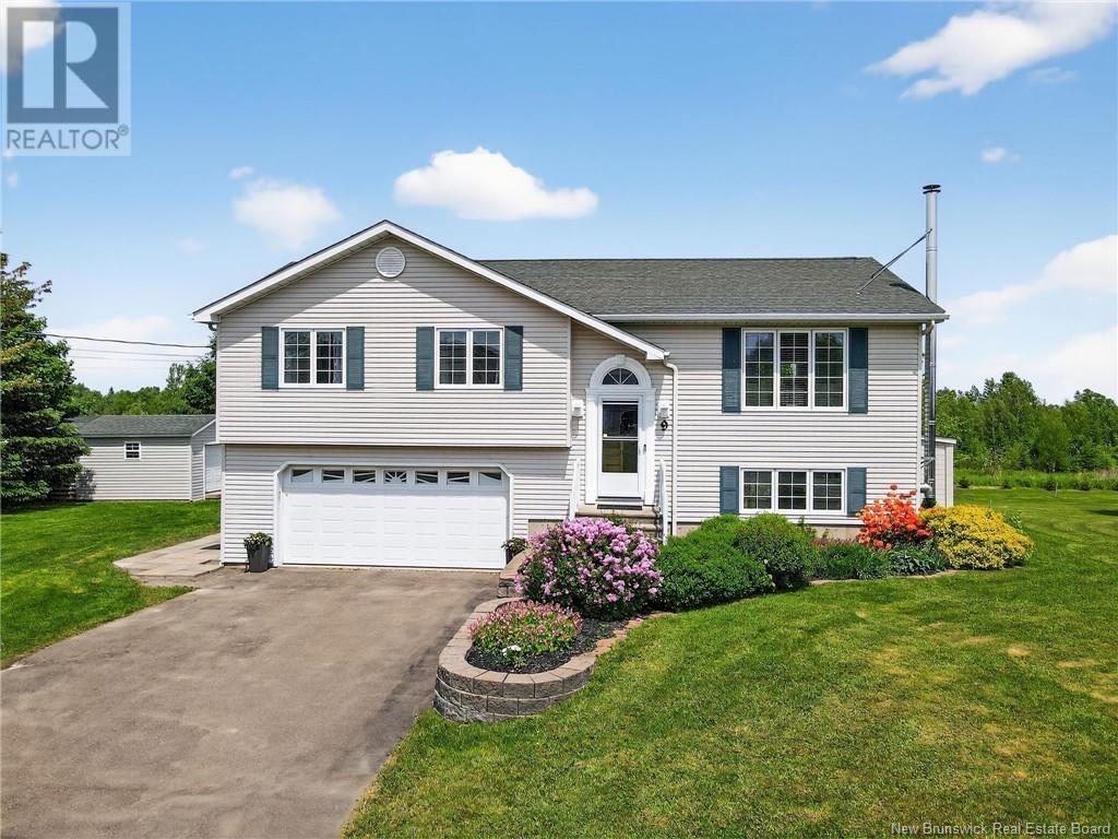 Property at 9 Crustacean Drive image 1