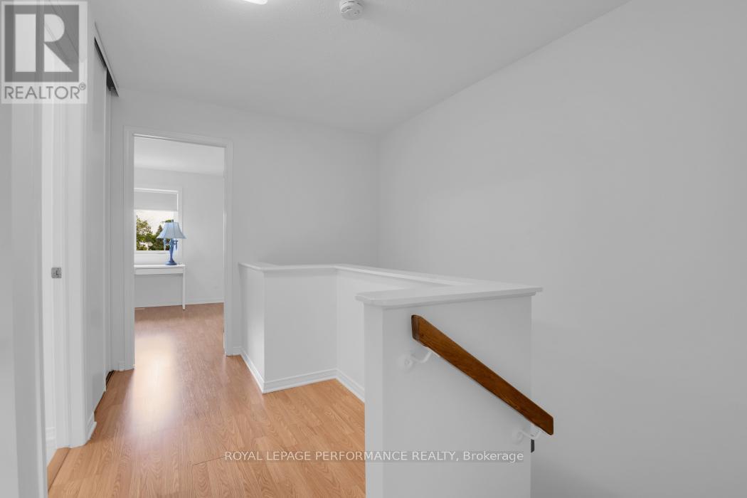 11 Sturbridge Private, Ottawa, Ontario  K1T 3J6 - Photo 15 - X12214925