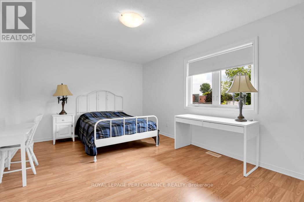 11 Sturbridge Private, Ottawa, Ontario  K1T 3J6 - Photo 16 - X12214925